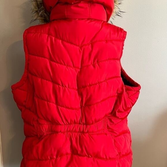 CANADA WEATHERGEAR WOMENS VEST WITH “FUR” HOOD SIZE 2X MINT - Picture 3 of 6